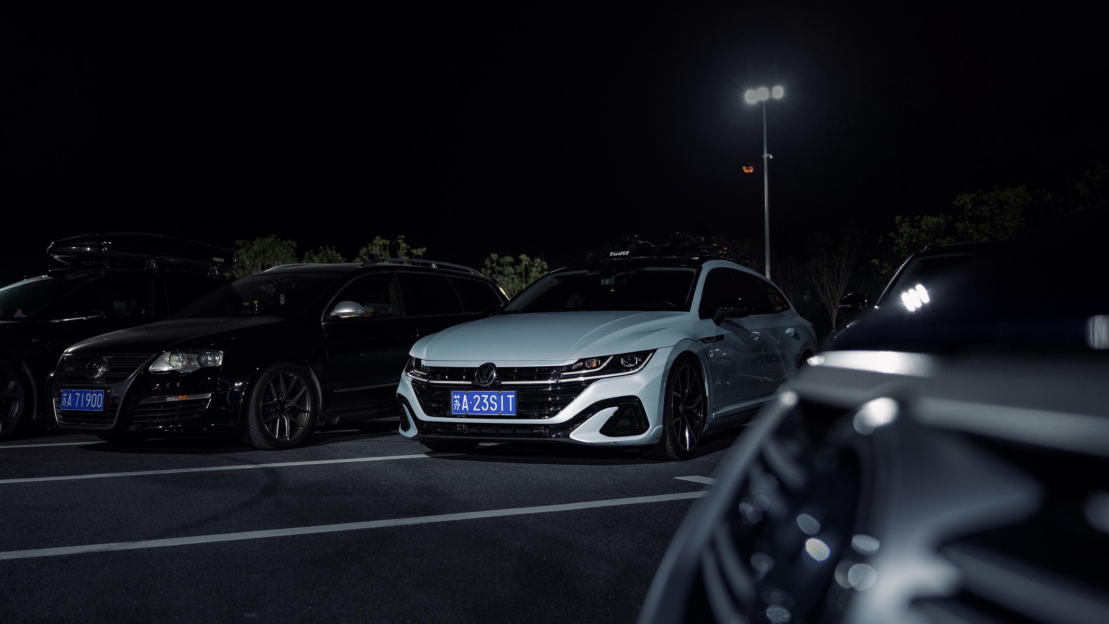 谁诀别相思成疾莫问天涯，也莫问归期。