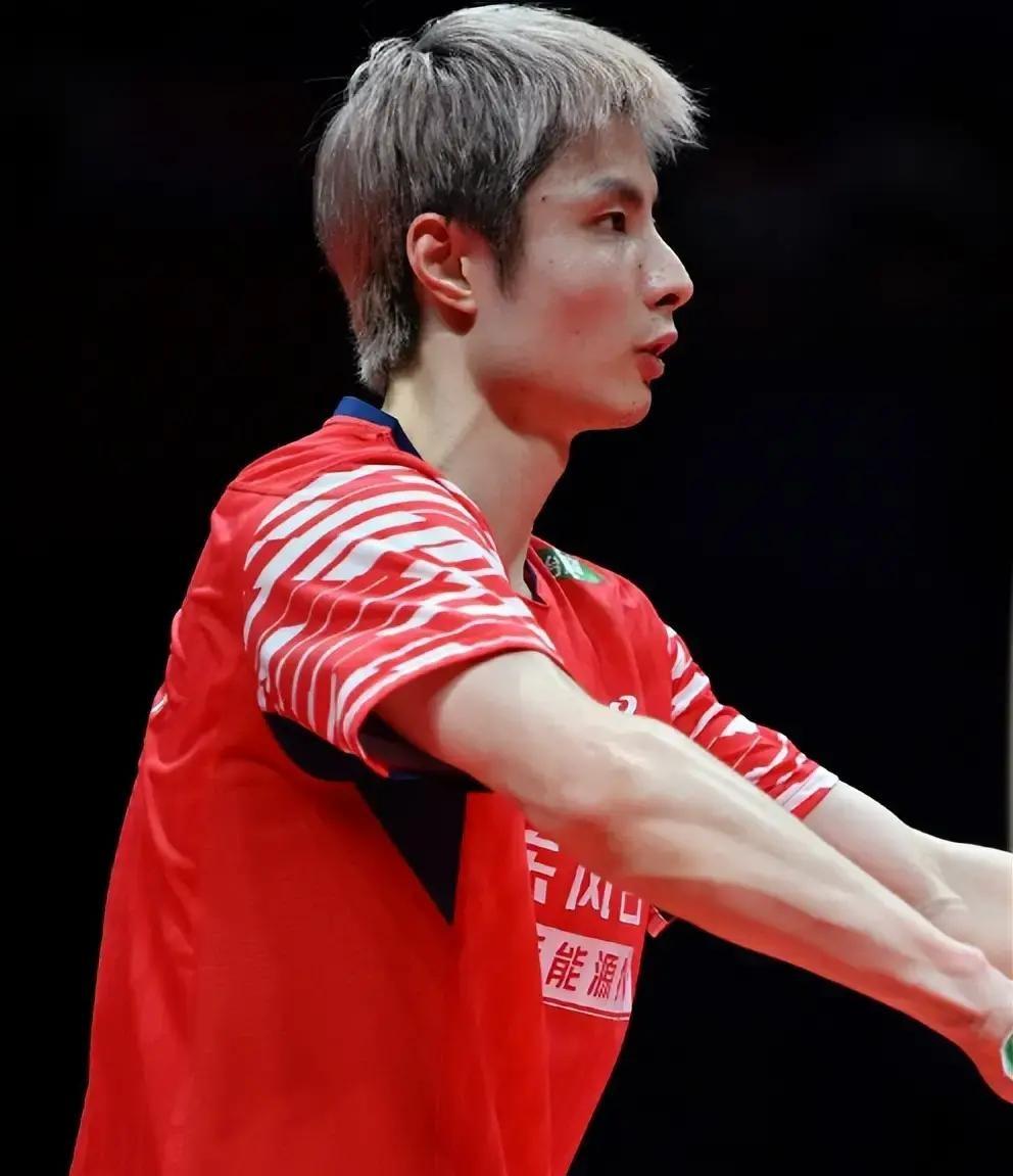 羽毛球总决赛4强出炉，中国队拿到6席，梁王换教练带来好好运气？
12月19日，世