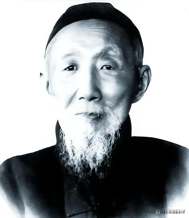 1939年越南谅山，百岁老人临终长叹：我是一条狗，叫了一百年，也没能叫醒中国
 