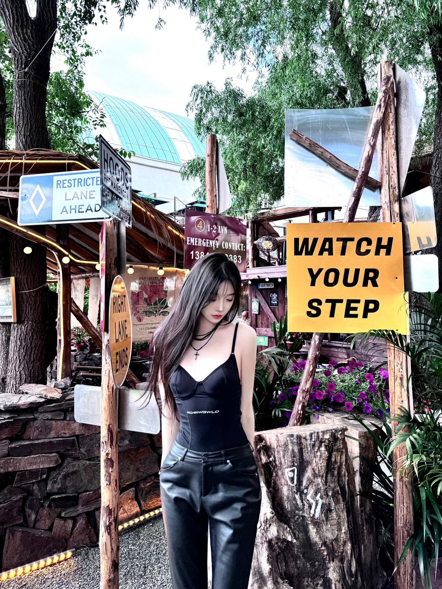 喜欢和你玩 有种逗小狗的感觉