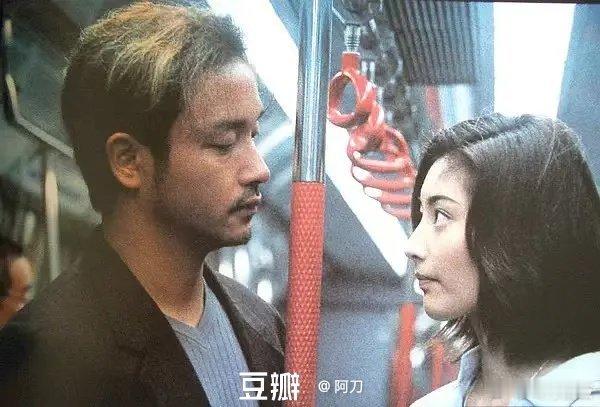 《星月童话​》石家宝始终是理想型。粗砺又温柔，不羁又深情。天南地北，人海茫茫，故