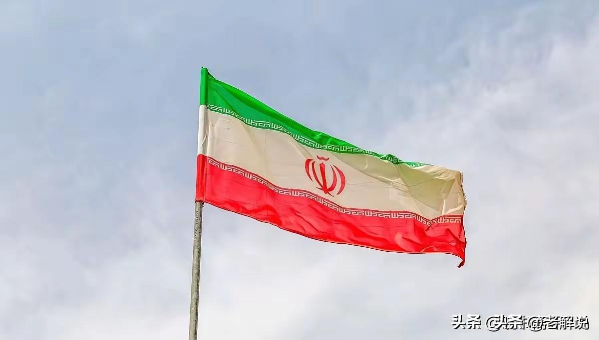 美国这一次损失惨重，又有五架加油机被击中了！3月14日，华尔街日报报道称，伊朗导