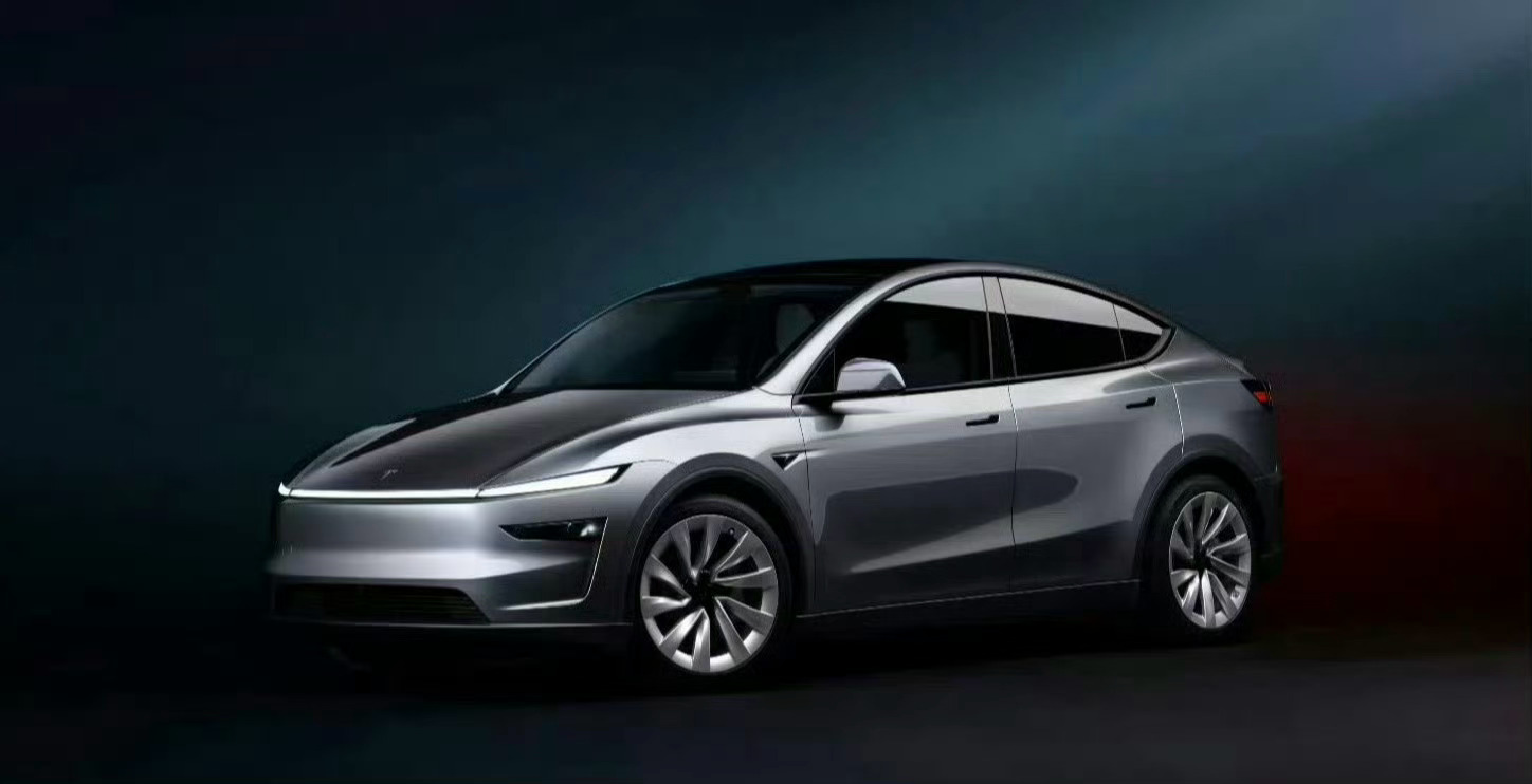 雷军 小米YU7 小米YU7和特斯拉焕新Model Y。如果让你们二选一，会选哪