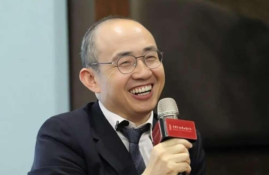 依托离岸架构隐匿资产、规避税负的好日子已然落幕，富豪借助海外渠道实现避税的旧时代