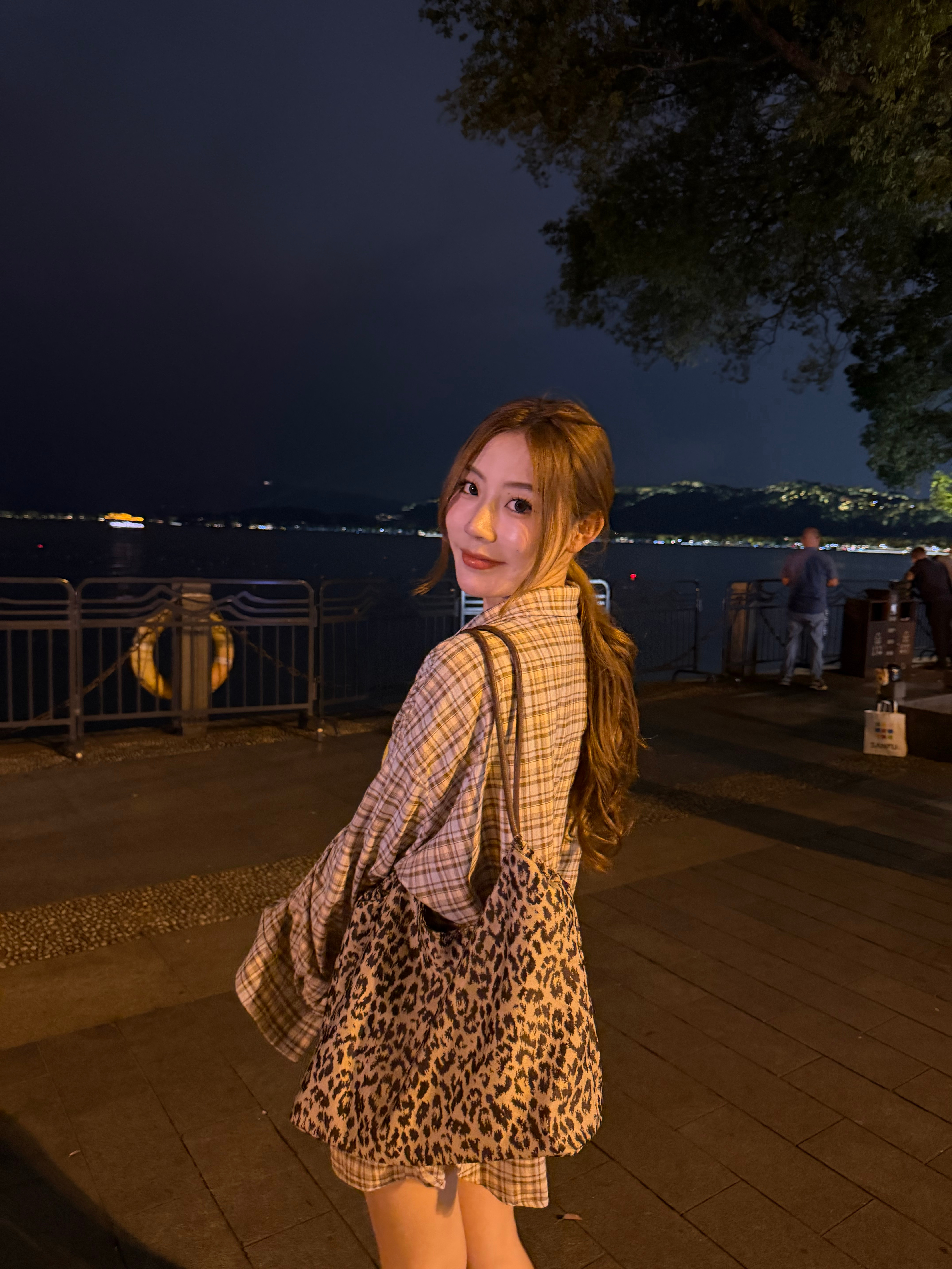 谁定制的户外温柔妈妈 ​​​