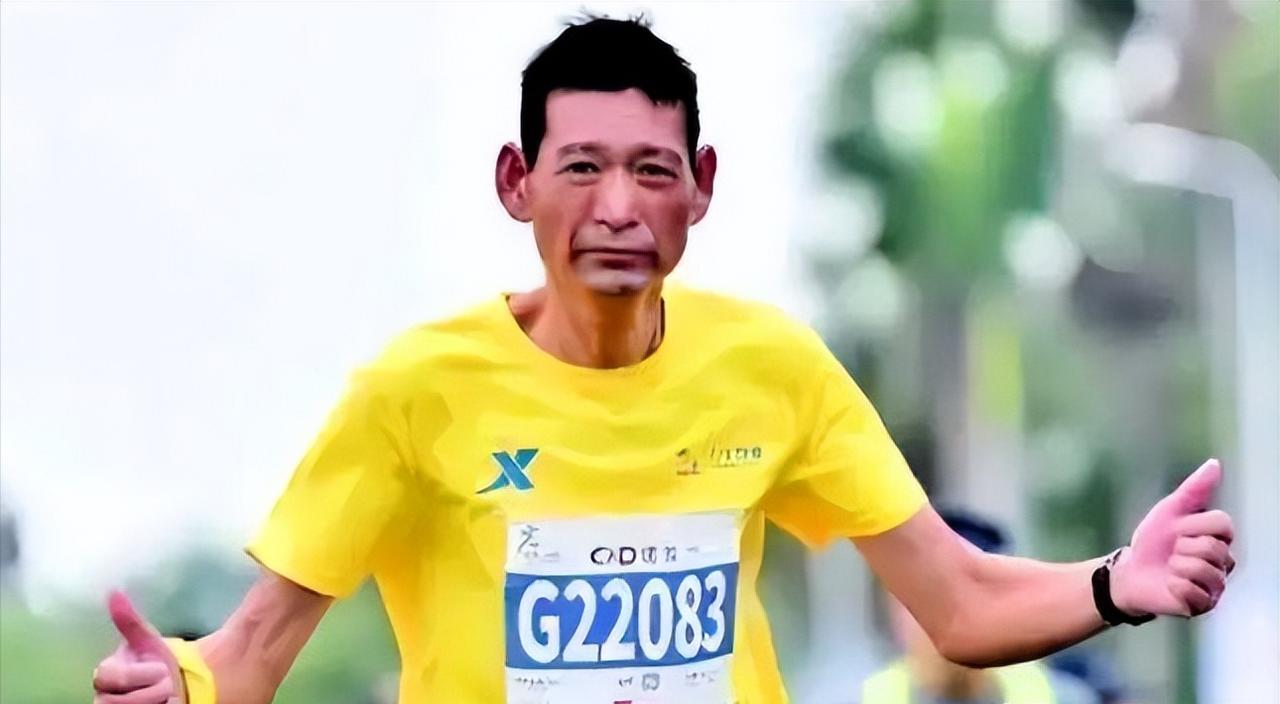 2016年，53岁的安徽男子被确诊为肺癌晚期，医生说手术根本没有任何作用，最多能