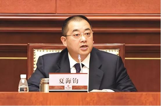 “藏到美国也没用！”刚被曝在加州躲了四个月的恒大前总裁夏海钧，最近彻底笑不出来了
