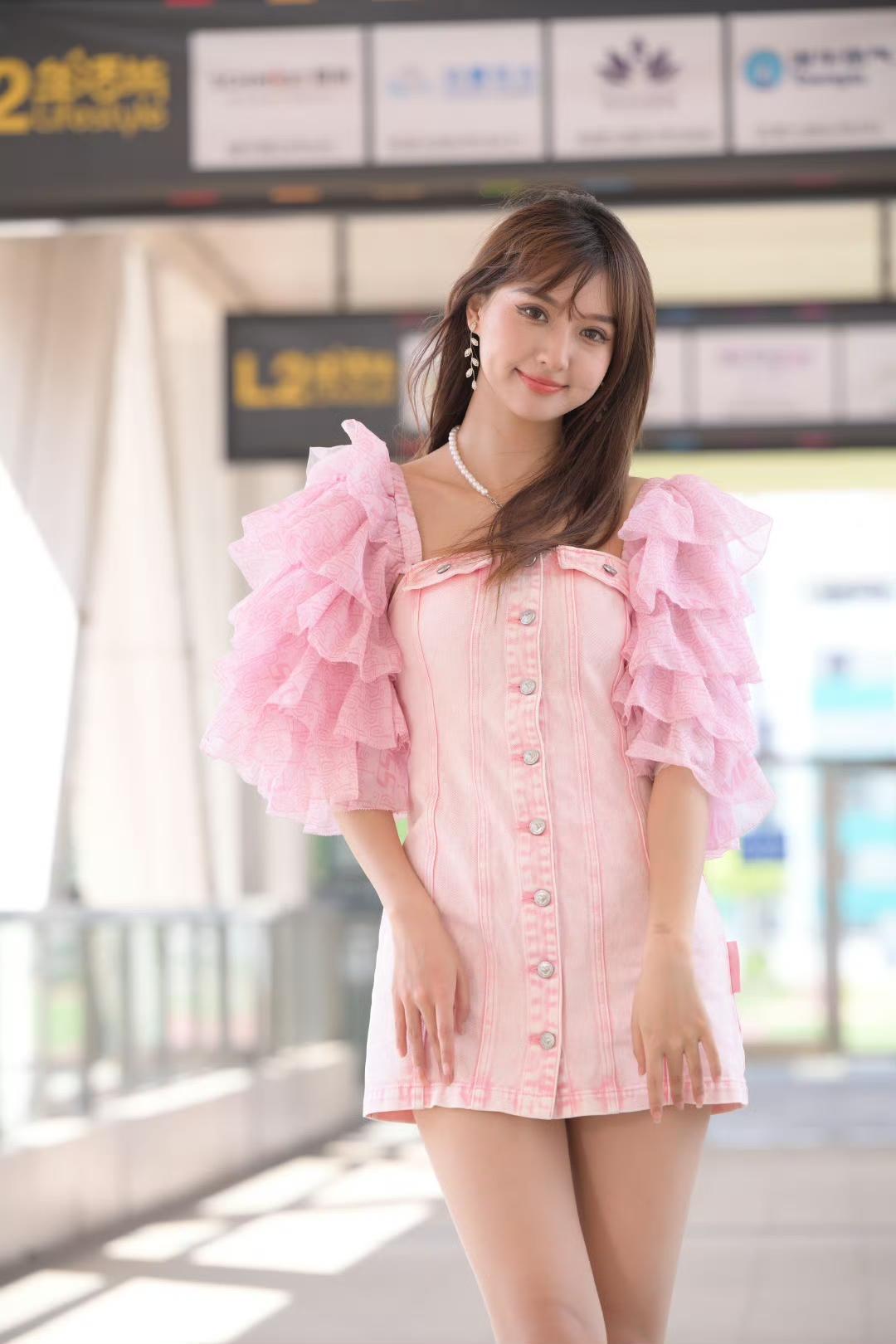 妹子真漂亮。美女鉴赏 娇艳养眼美女 楚楚动人美女 分享养眼照片 你们喜欢什么类型