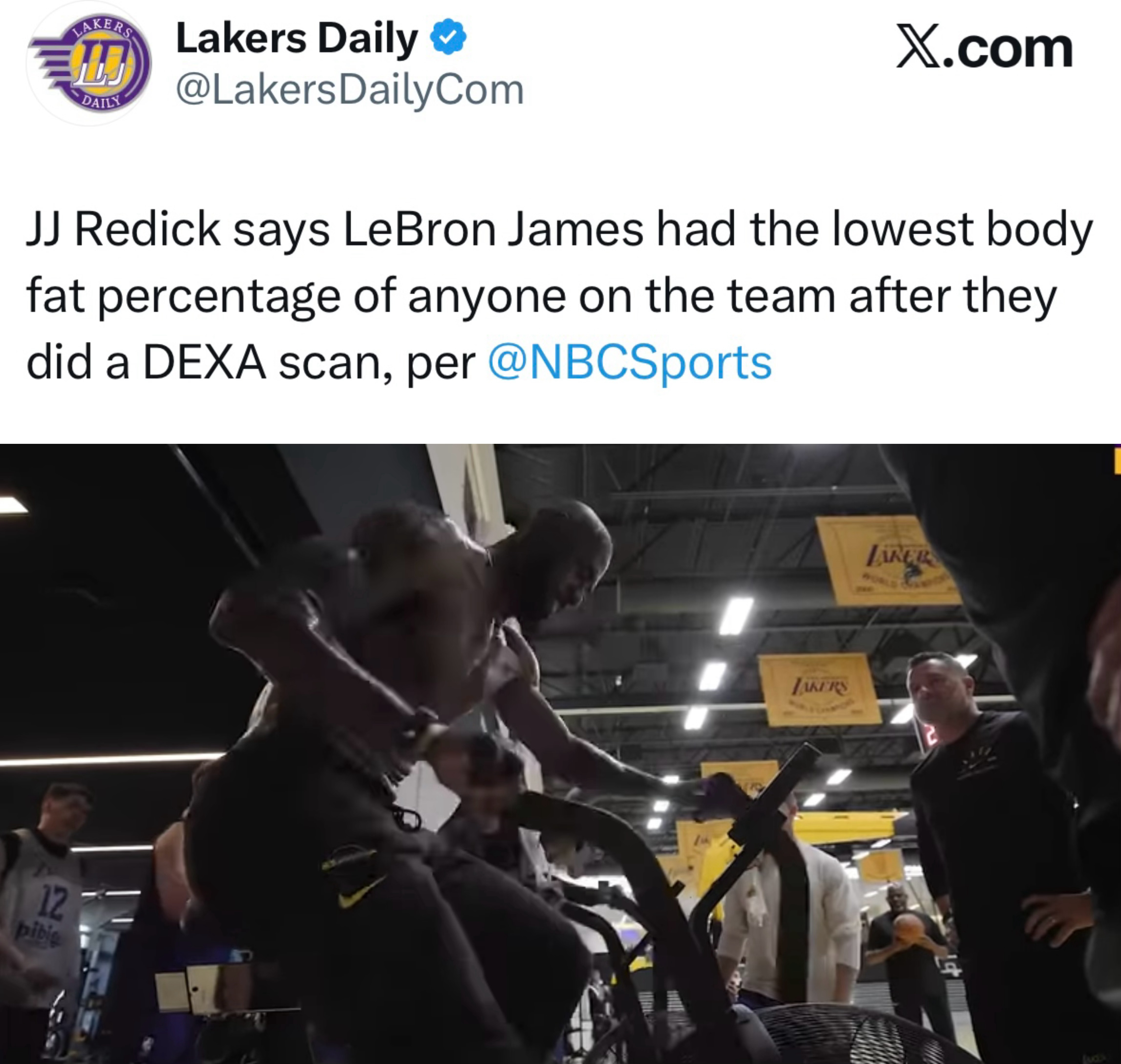 雷迪克透露，在全队完成DEXA体成分扫描后，詹姆斯的体脂率是整支湖人队里最低的。