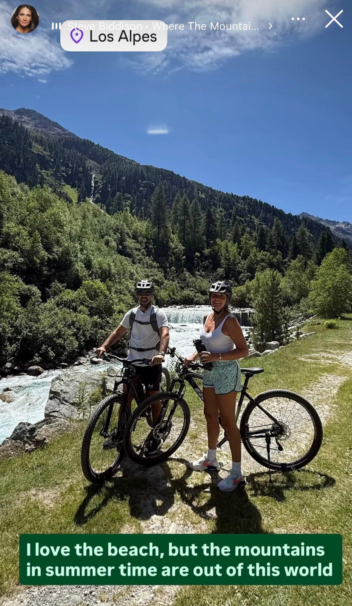 阿尔特塔陪老婆去山里骑行了🚲阿森纳枪手动态