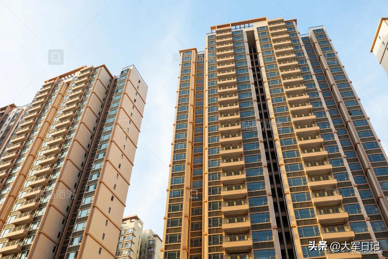 买房别再瞎选！东边户 vs 西边户，内行人都抢西边户，看完你就懂！
 
很多人选