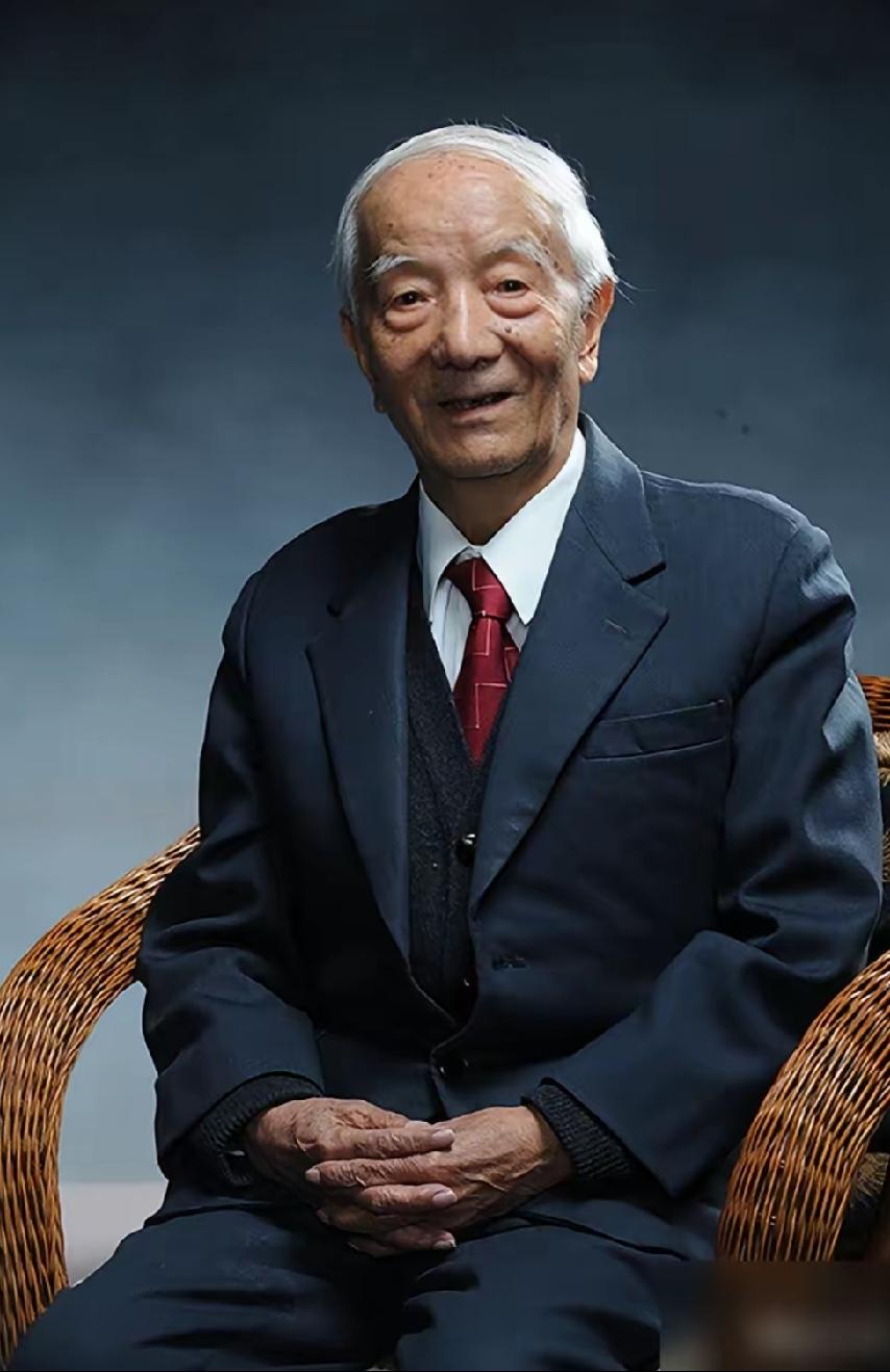大人物怎么扎堆去世…
都已近百，过百！泪目！
主要是目前中国的年龄结构中老年人的