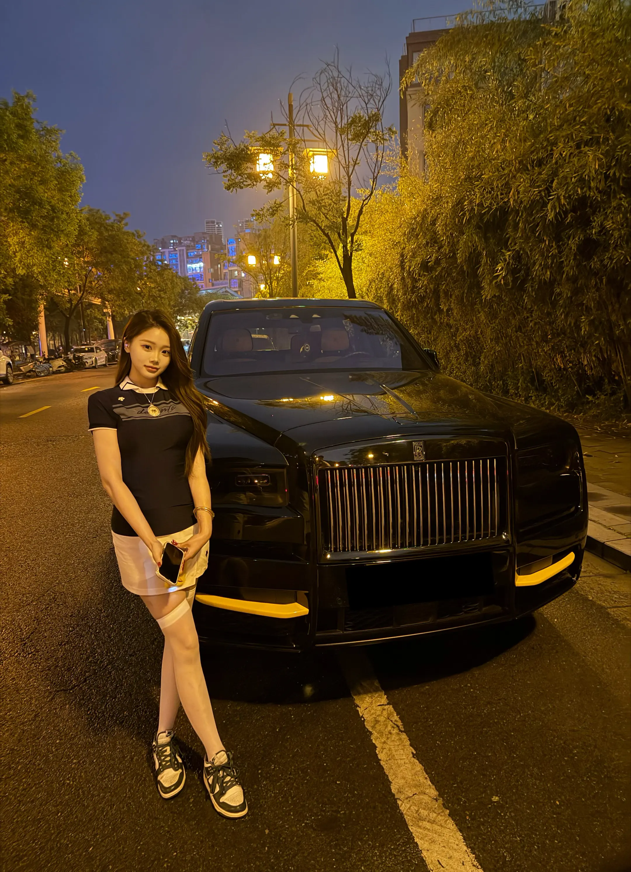 接下来的人生 我他妈 有钱就花 有饭就吃 有篇就看 有扫就聊 有福就享...