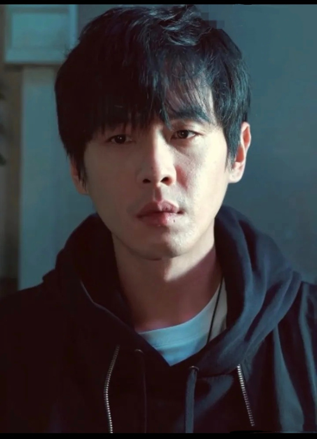 《人之初》这剧简直是捧着金饭碗要饭！明明是腾讯S+配置，导演有《人民的名义》打底