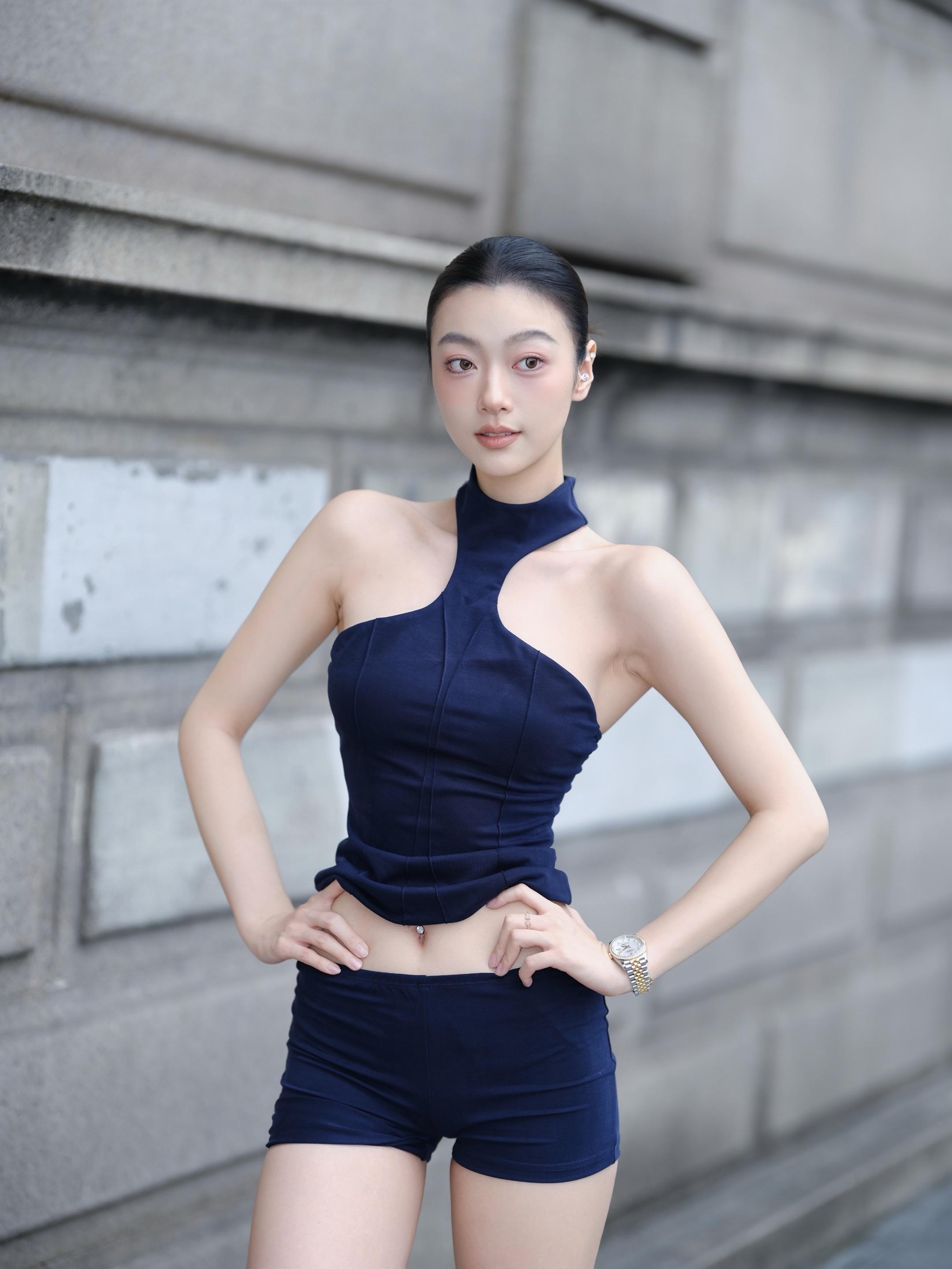 强者活在事情里 弱者活在情绪里。我要的是绝对的自由  国庆快乐 休息3...