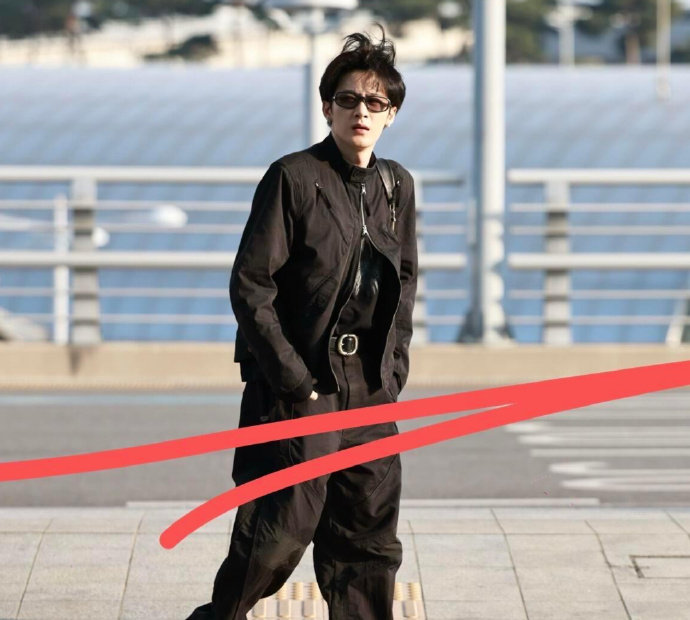 檀健次韩范 檀健次allblack墨镜韩系感 檀健次韩范，檀健次allblack