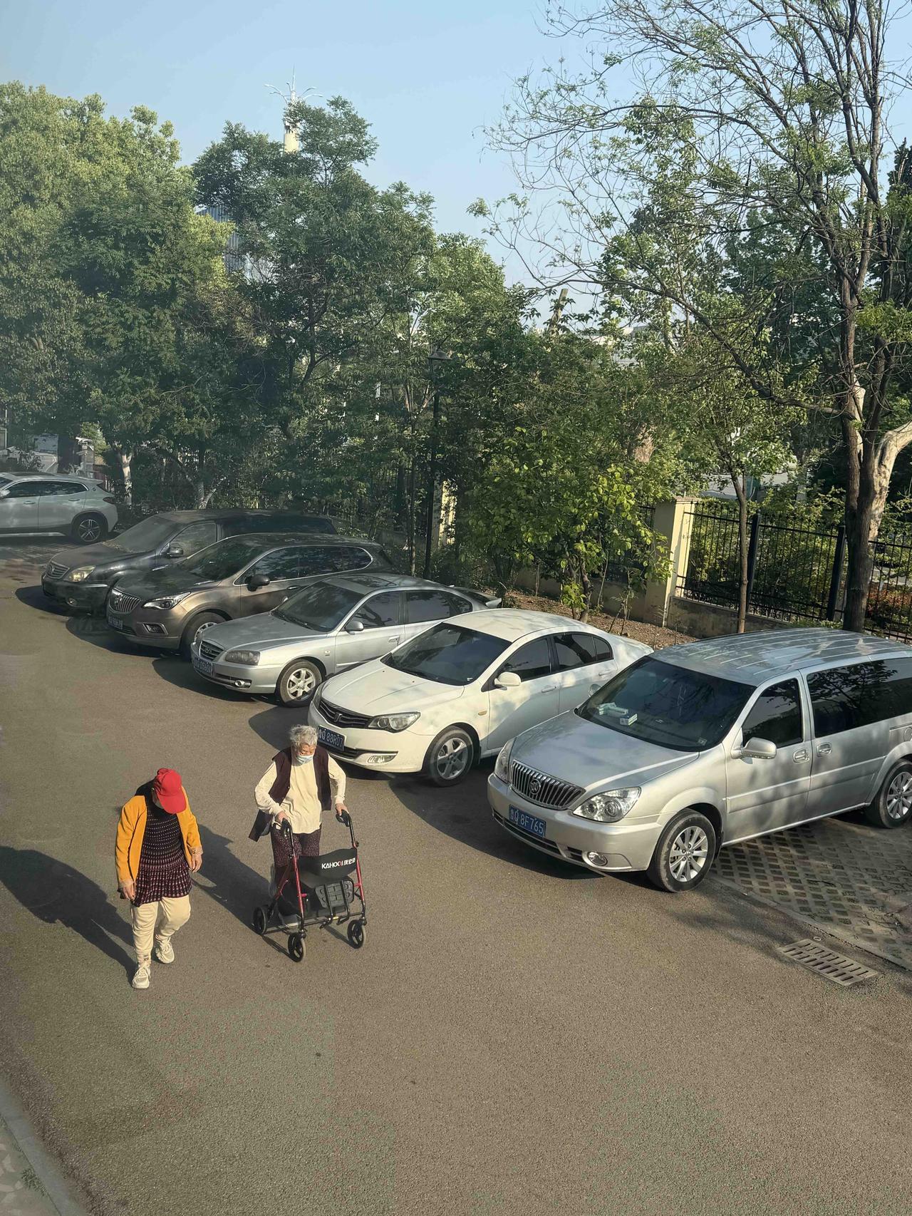 “生命在于运动，生命不息，运动不止，贵在坚持”。这话谁说的呀？太对了，确实如此！