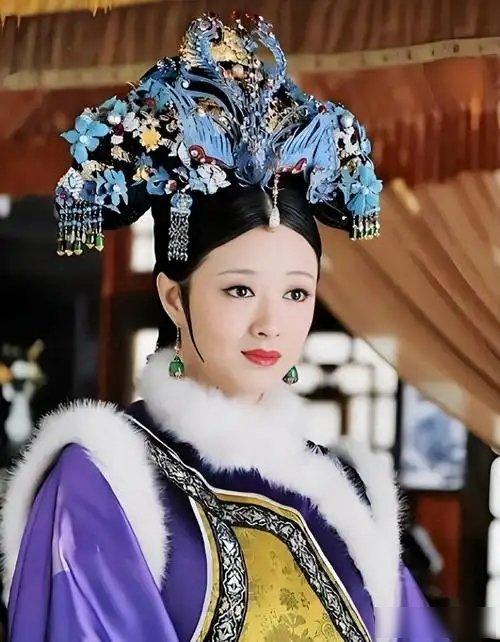 年羹尧之妹年妃嫁给雍正15年，连生4孩，是雍正最爱的女人
康熙晚年争储时，有个汉