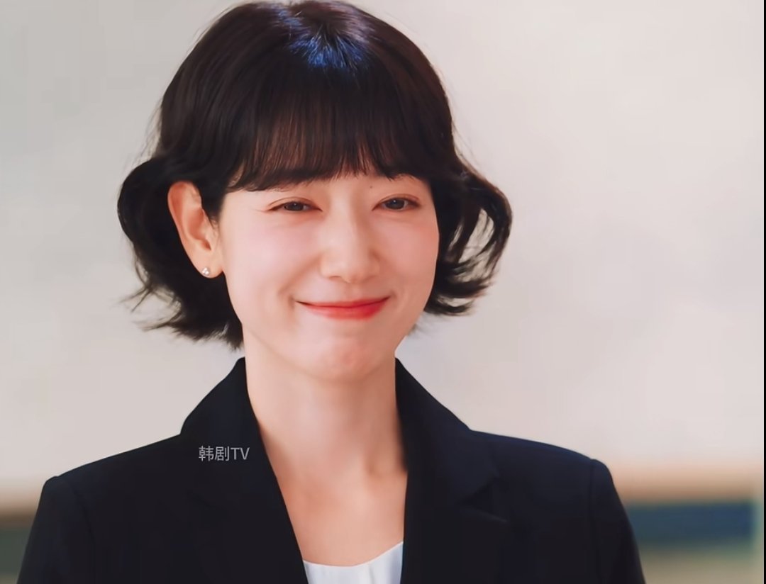 朴信惠新剧，韩国职场恋爱喜剧《卧底洪小姐》～ 