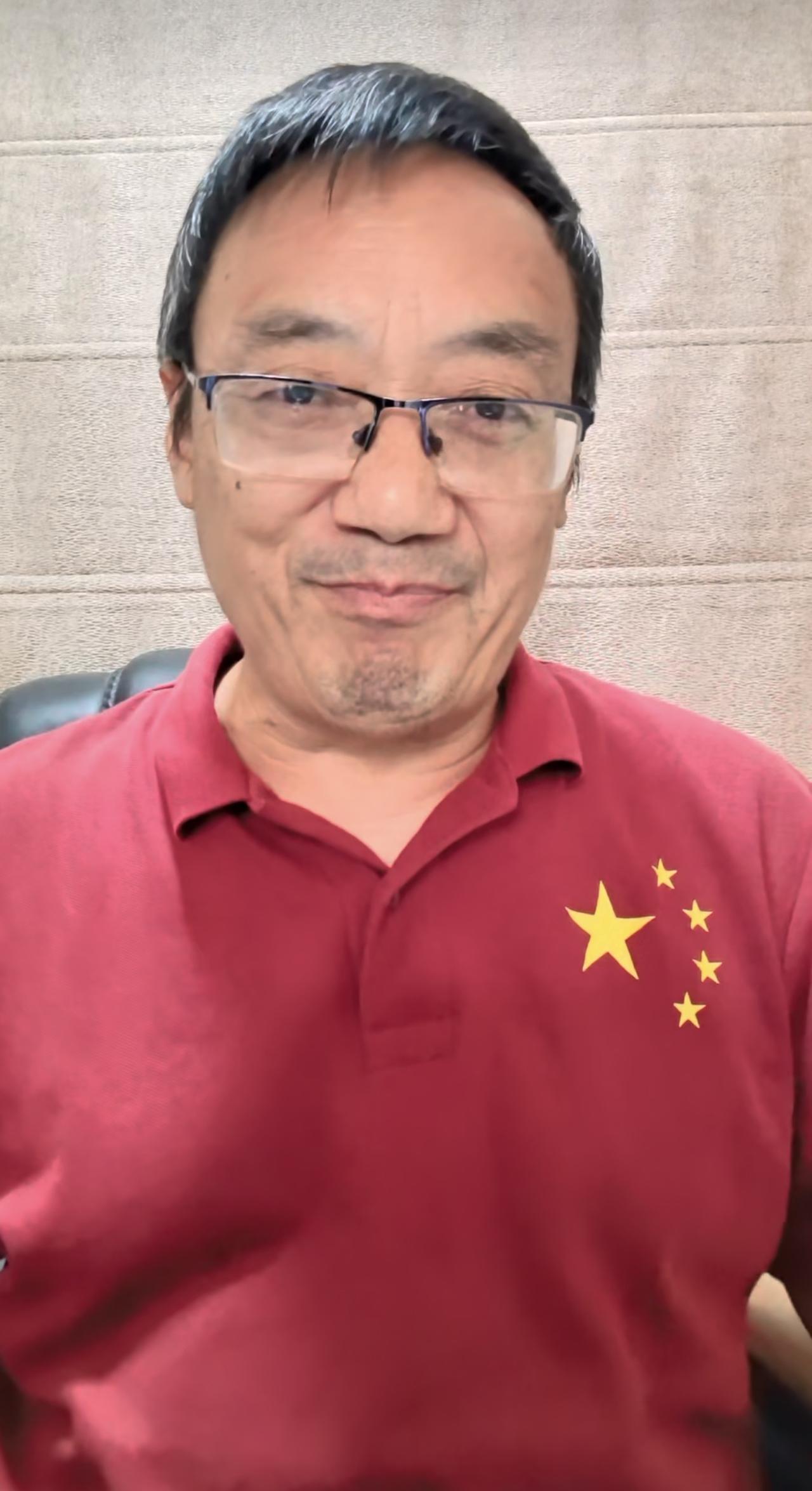 英语只是一门低级语言，早就该跌落神坛！
汤家凤博士降低英语权重的呼声代表着绝大多