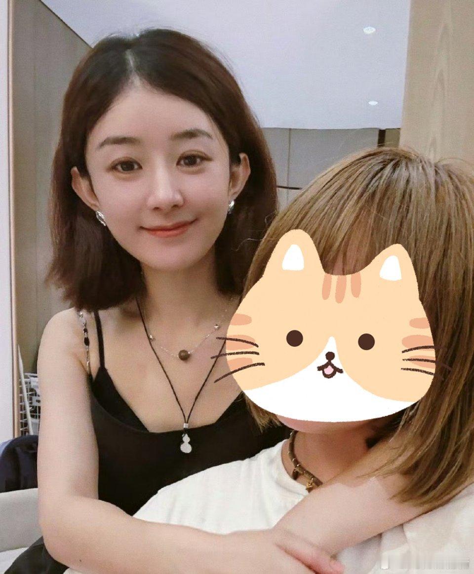 赵丽颖庆生照片颖宝素颜都那么好看呀 ​​​