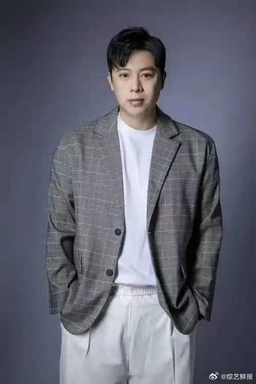 中国球迷专属世界杯BGM可以给到夯的世界杯中文歌 足球碰撞人工智能的新颖立意，让
