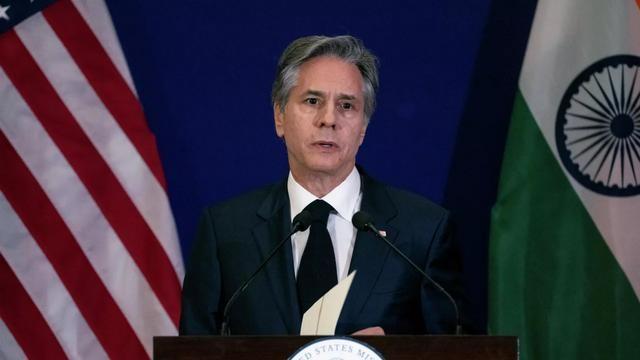 美国彻底认输？前国务卿布林肯坦言：“如果我们和中国进行一对一单挑，美国很难取胜！