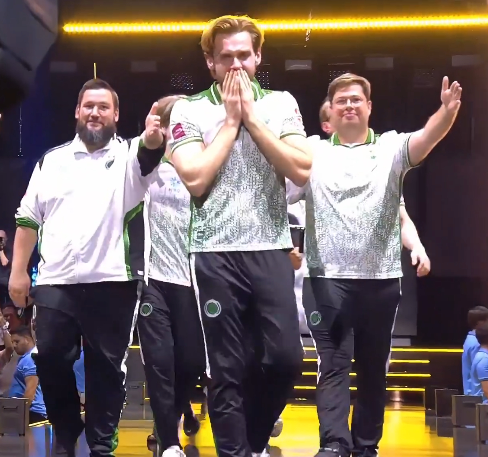 We are falcons！科隆Major
