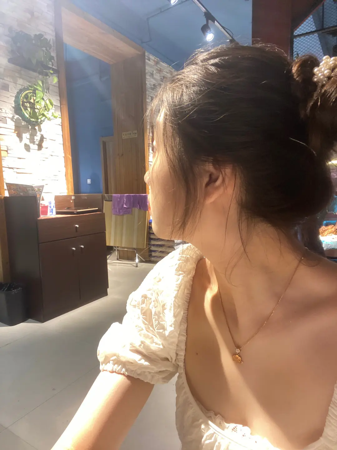 拿什么让你记住我呢 摩羯座 眼下的泪痣 是屡教不改的心软还是爱笑又爱哭的性格