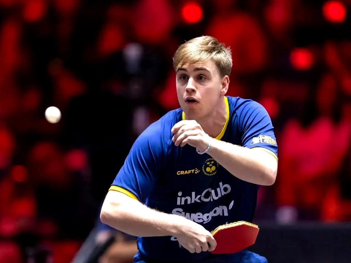 澳门世界杯小组赛，莫雷加德对上韩国的朴康贤。
第一局上来就是贴身肉搏，比分死死咬