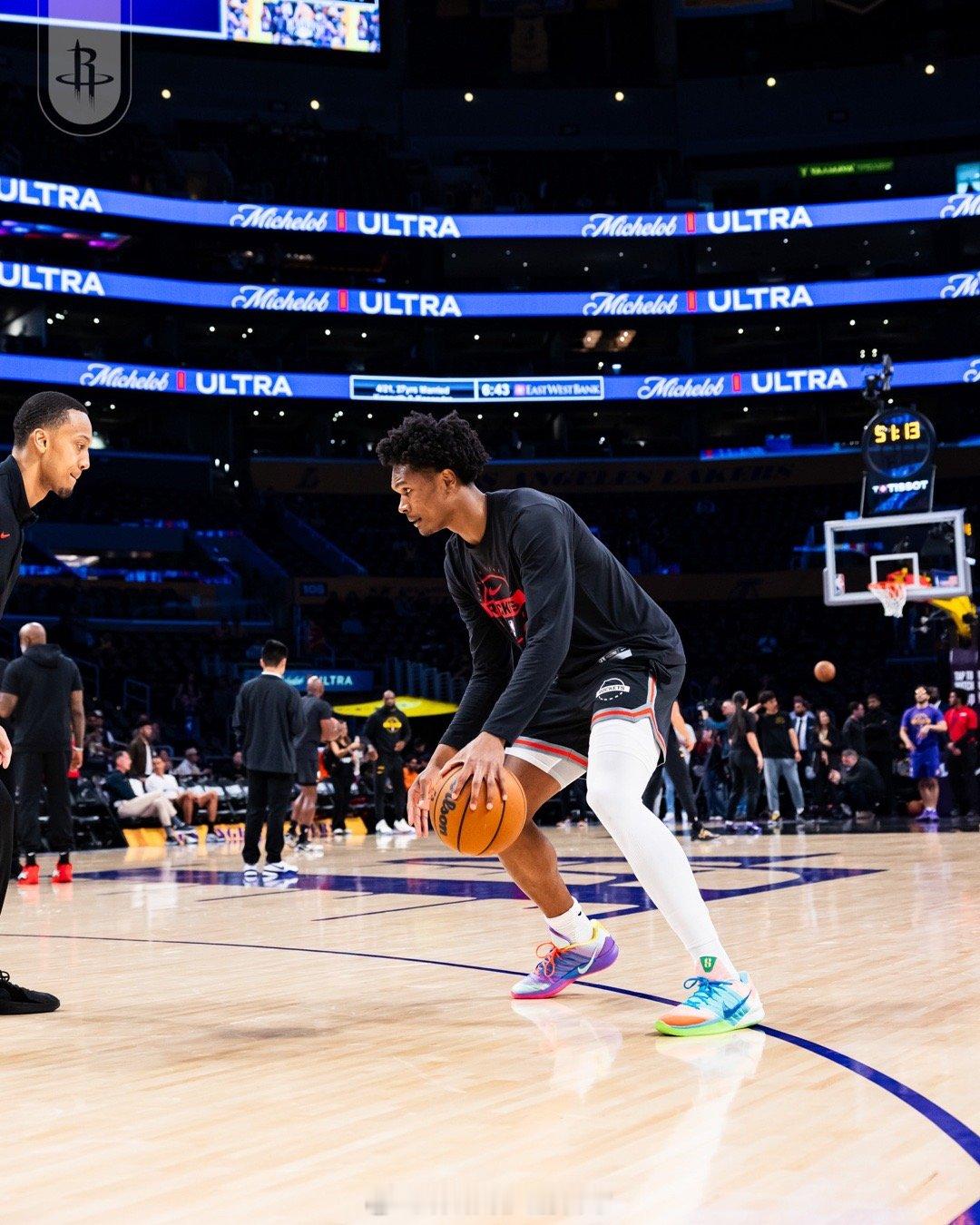 NBA25-26赛季火箭季后赛第一轮第2场，全场比赛结束，火箭94-101湖人，