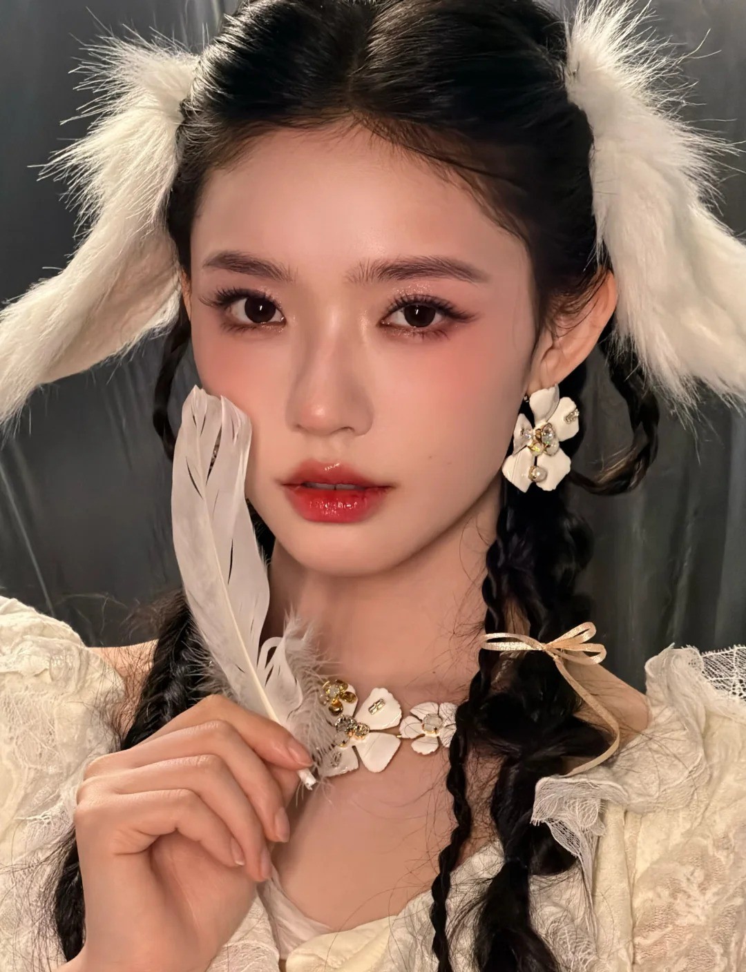 林允骨相 好伟大的一张脸，来学这个流光兔塑妆，过年秒变闪亮亮