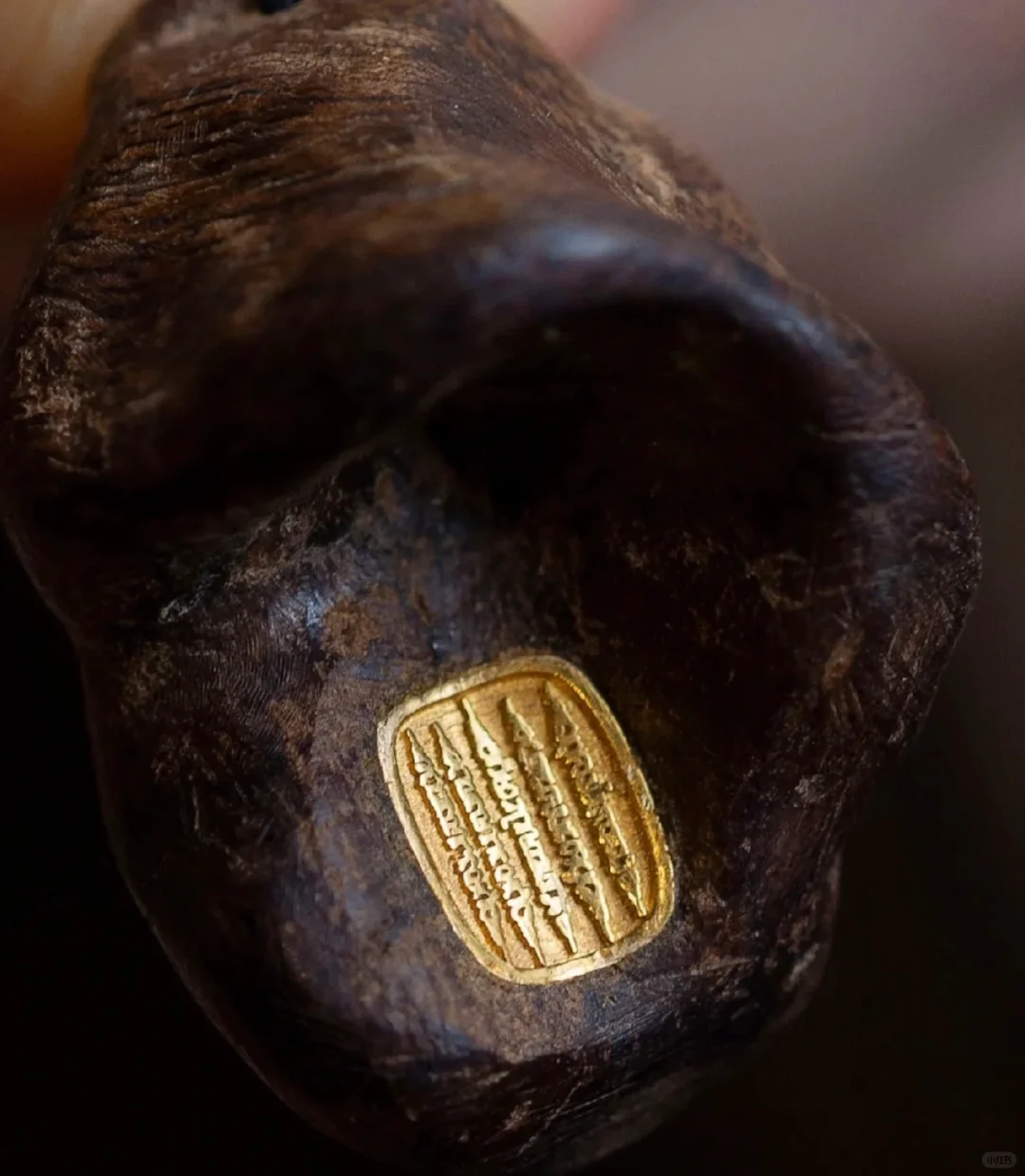 沉香镶嵌18k金【五条经文】