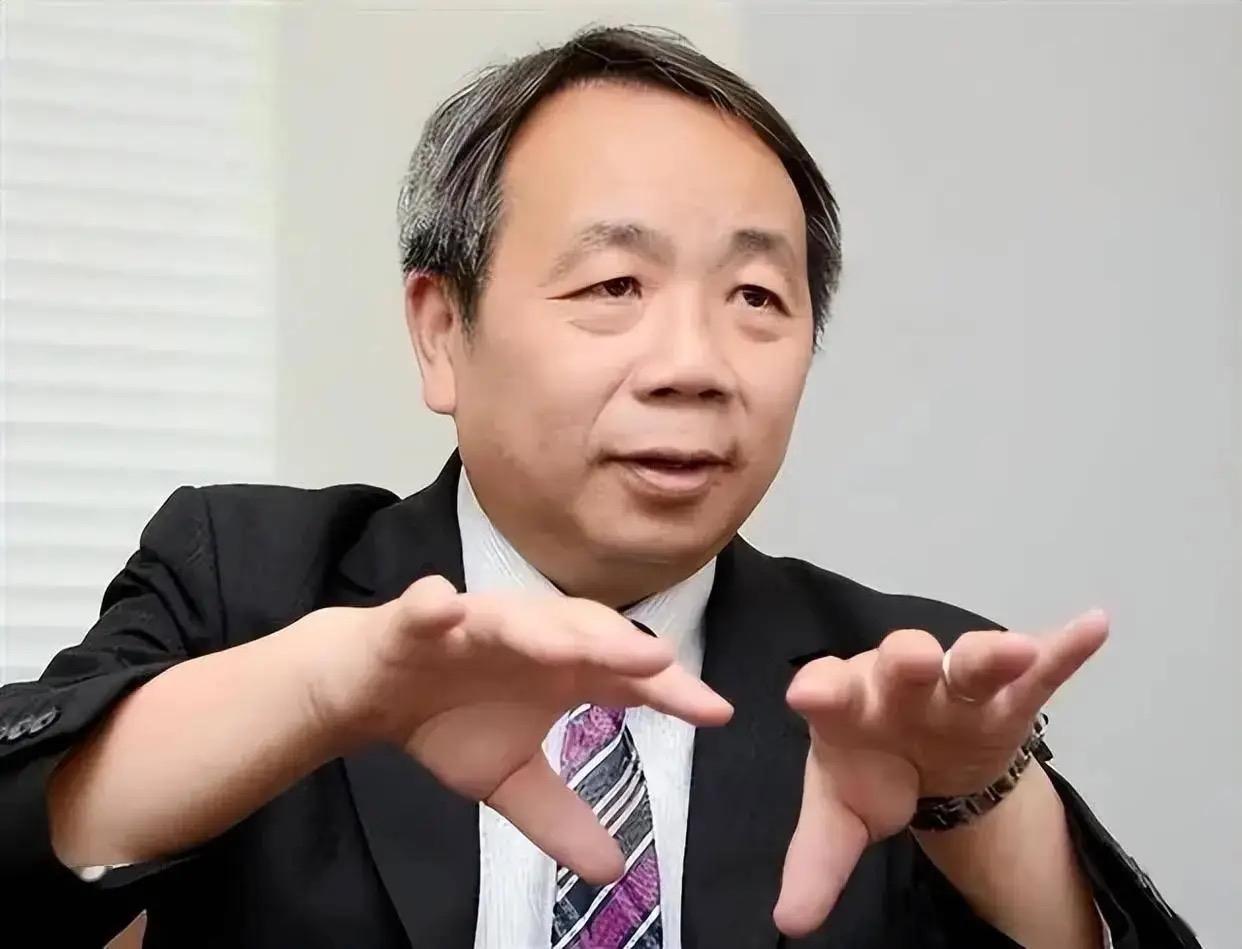 被制裁的石平太郎感到非常自豪，这是他的荣誉，他曾表示，自己已经十多年没有去过中国