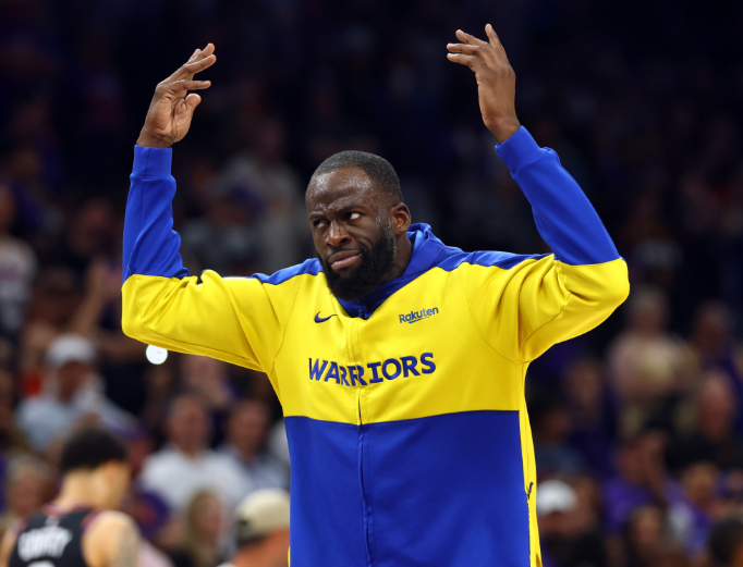 近日，勇士球员追梦格林在“绿说体育”播客《The Draymond Green 