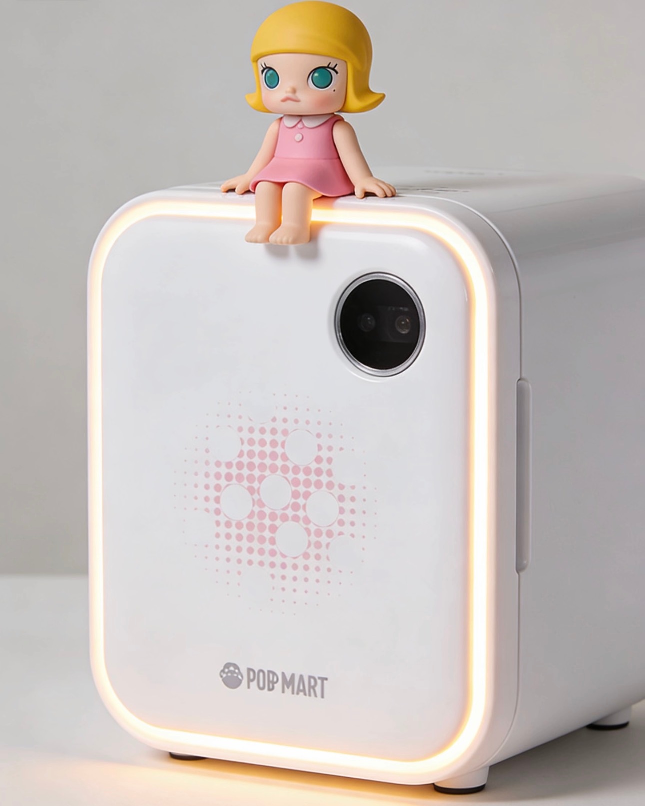 泡泡玛特进军家电行业 这跨界跨的有点远了…不过还是挺好奇泡泡玛特下个月要见面的新