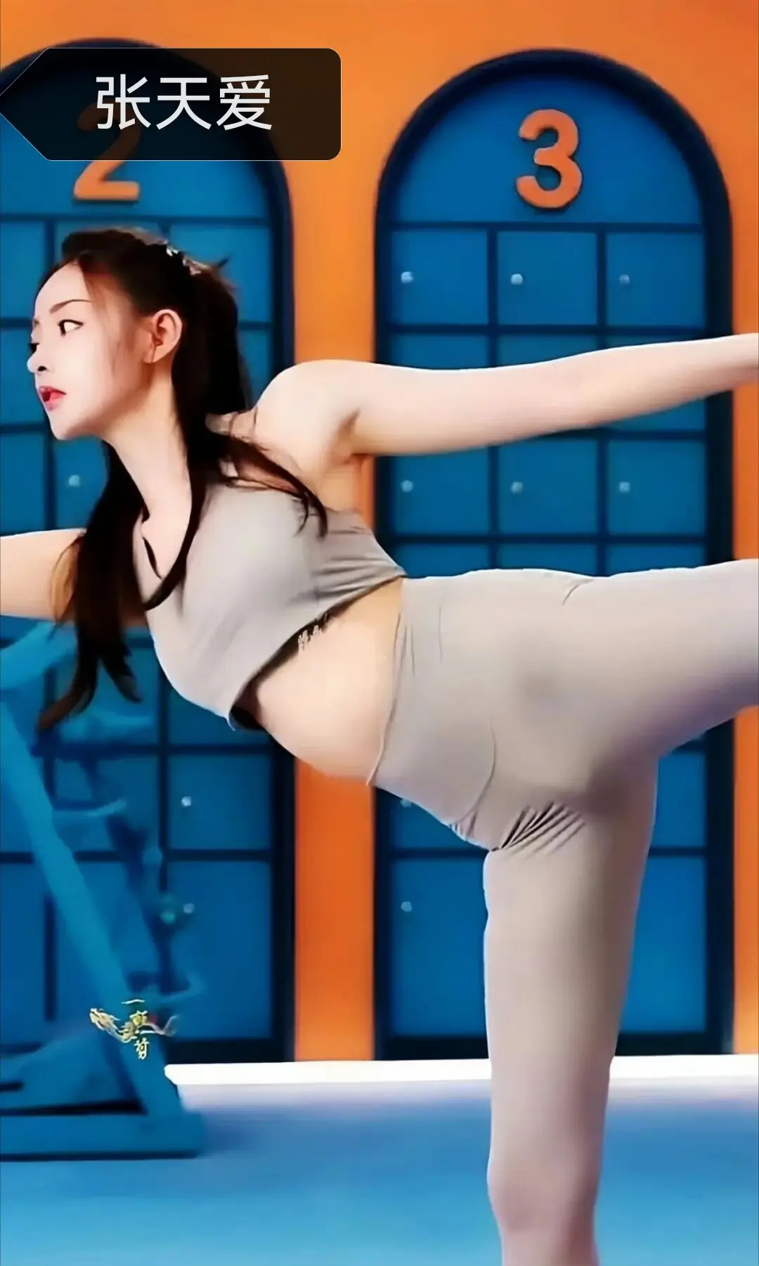 女明星瑜伽服合集，你pick哪位？直男审美
