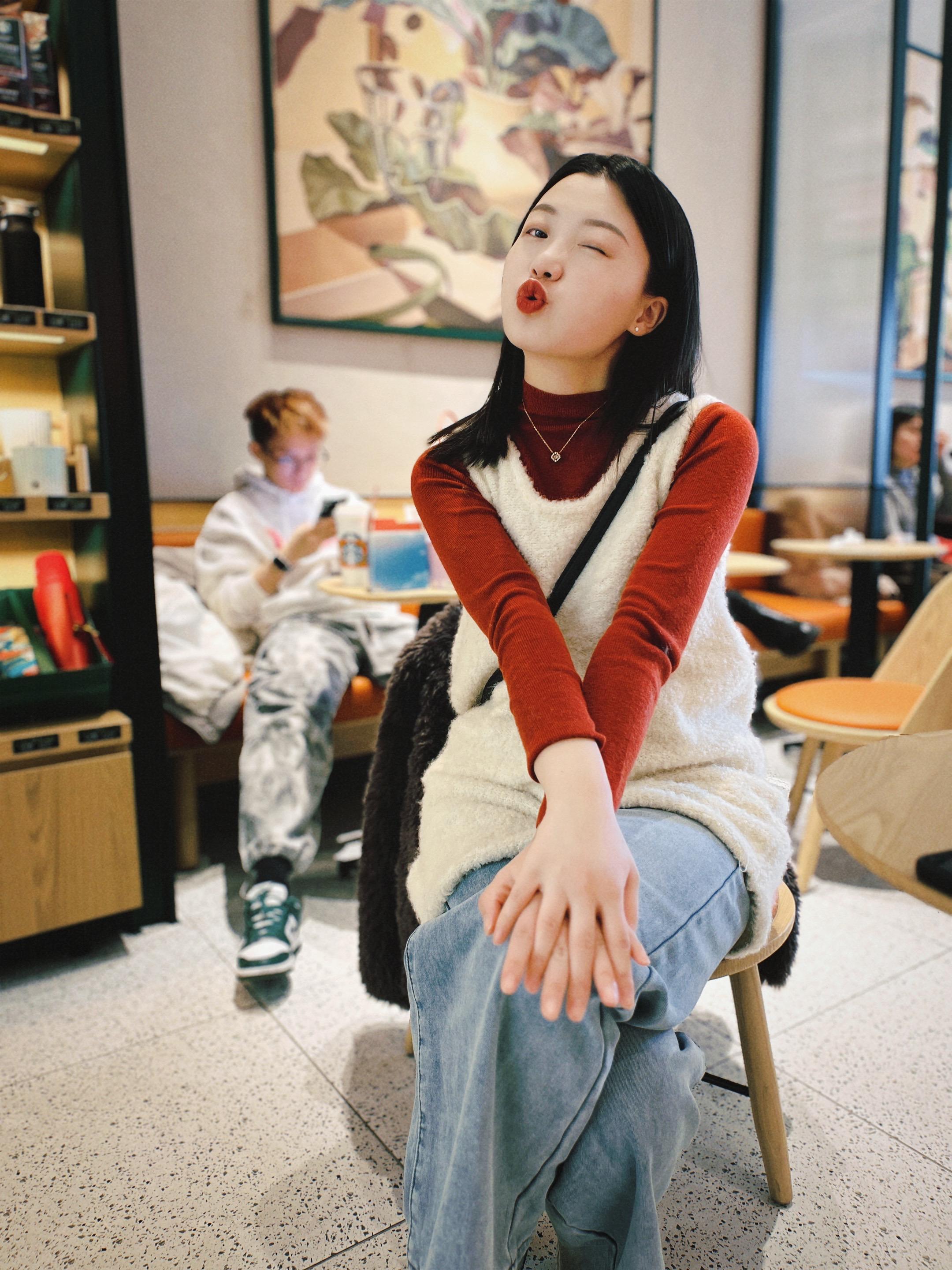 有你的2025年一定很哇塞，不求所有的日子都泛着光✨只愿你每天都承载着...