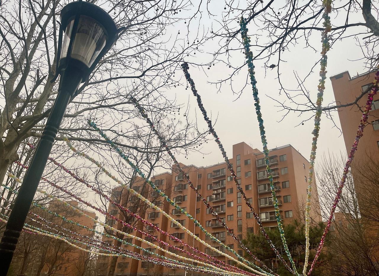 好昏黄的天空，超级大的风但是又超级热～