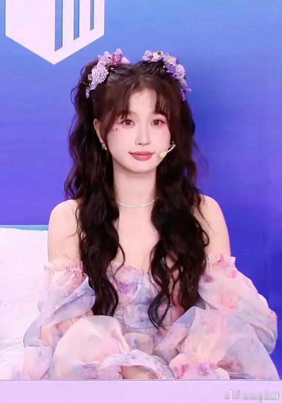 看四普的变化，只有虞书欣还在原地踏步 ​​​