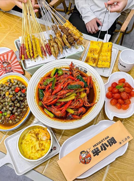 在清楚什么道理后，就不再内耗自己了？




下班后想吃什么就去吃，想打游戏那就