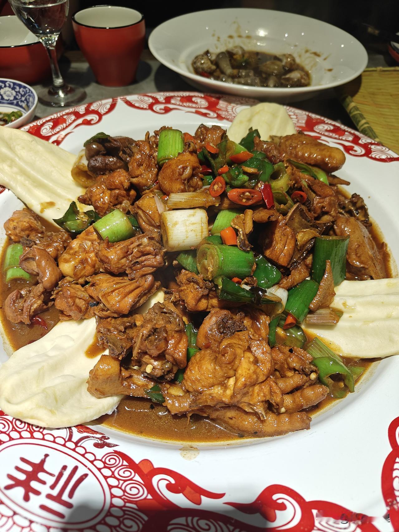 这一顿只要69，所以又来吃了一顿！临沂人都知道但凡是个炒鸡也得58起步，除非是大