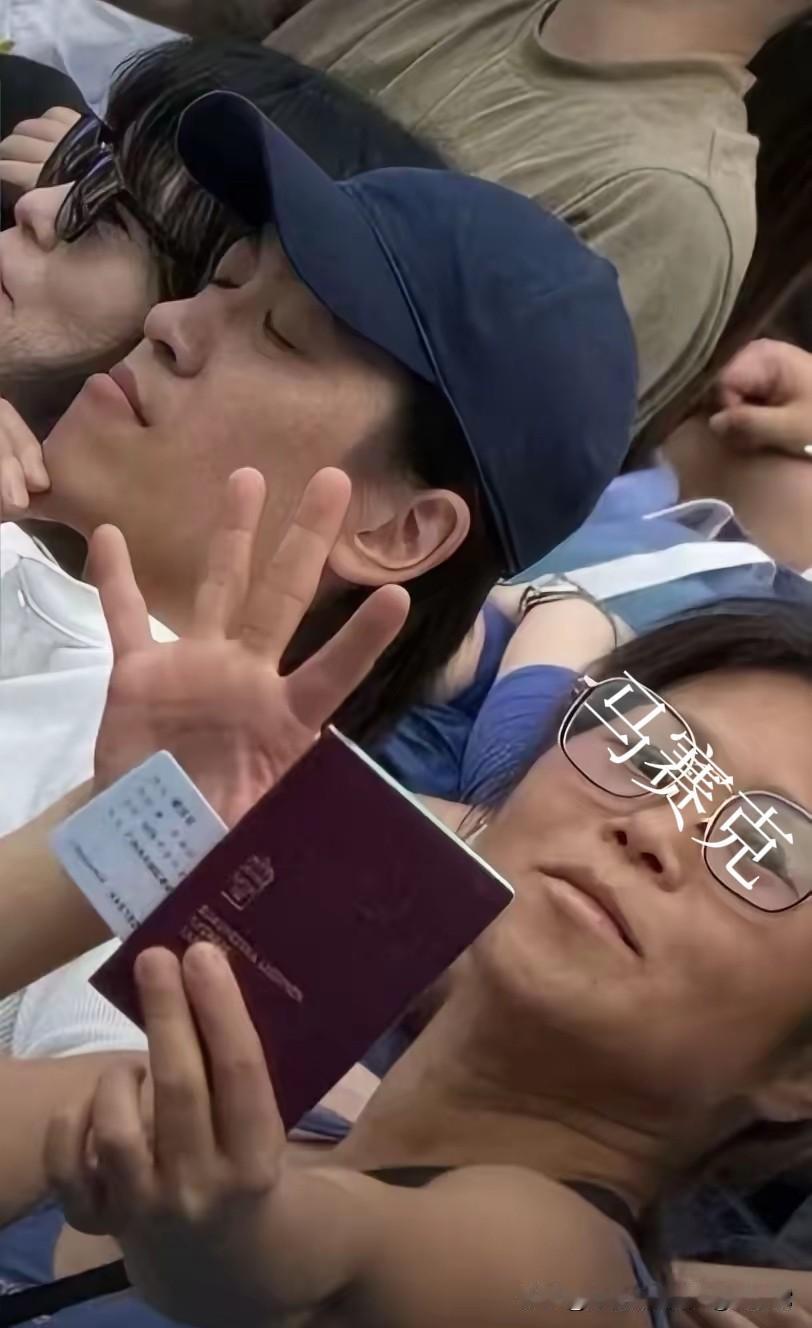 不查不知道，一查吓一跳，在呼和浩特上班的谢某背后的公司是利乐，来自瑞典，占有中国
