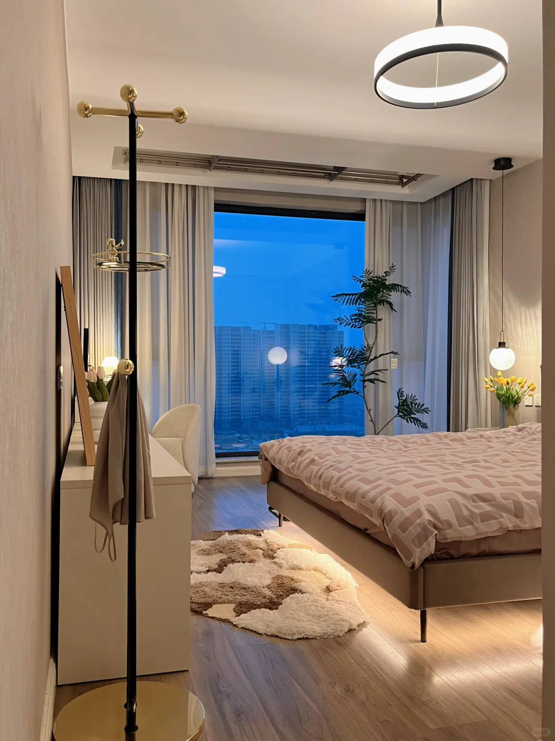 30岁，我终于住进了dream house！