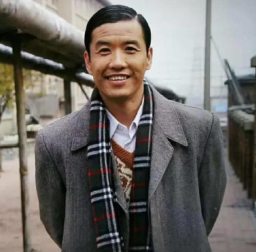 赵本山的一生中，收了将近70个徒弟，其实真正被他逐出师门的，也就两个。其中一个就