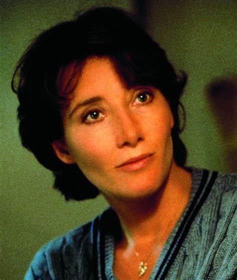 今天是艾玛·汤普森的67岁生日，祝她生日快乐~𝐄𝐦𝐦𝐚 𝐓𝐡𝐨𝐦