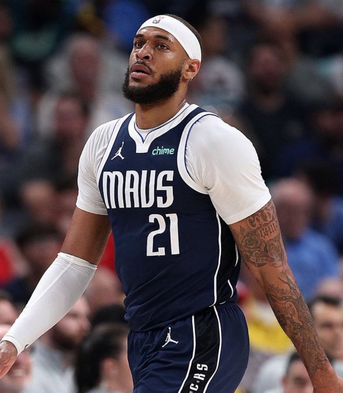 Stein：丹尼尔·加福德被认为是独行侠队内，在交易截止日之前最有可能被交易的球