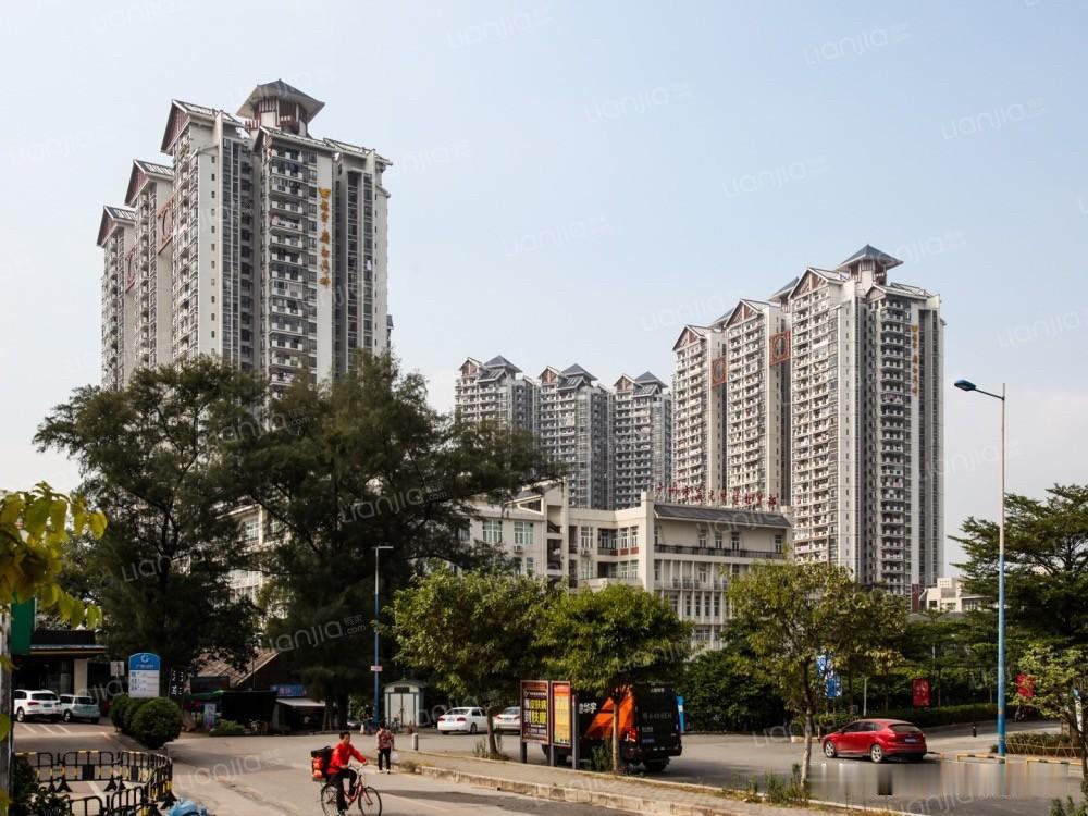 荔湾老城区岭南湾畔，从615万跌到382万，能抄底了吗？

有读者想了解荔湾老城