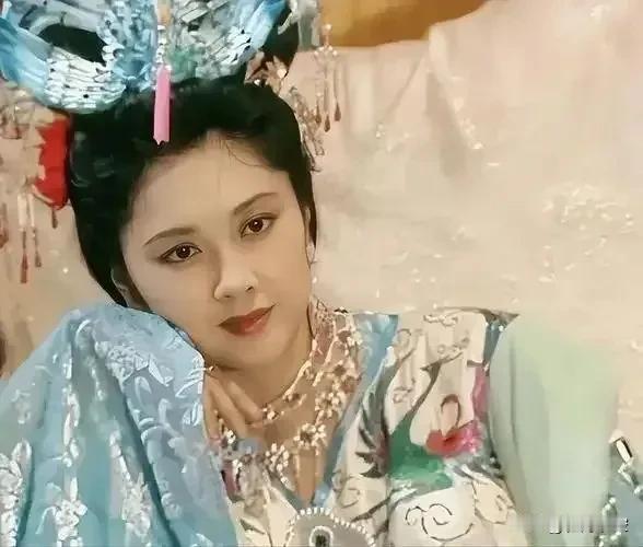 《西游记》十个美女中选一个当老婆，你会选谁？