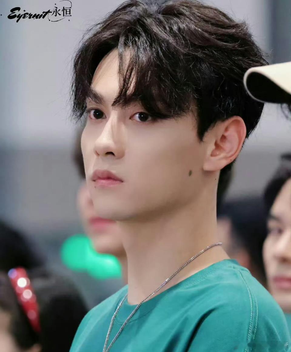 网友说能把大痦子去掉吗？ 